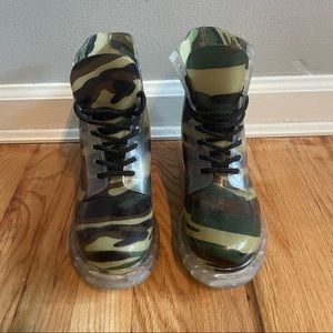 Dirty Laundry Camo rain boots